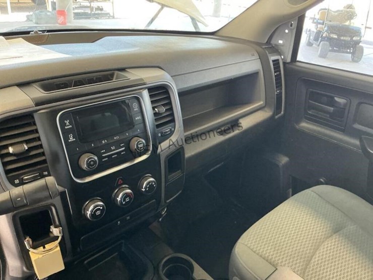 2014-dodge-2500-image-19