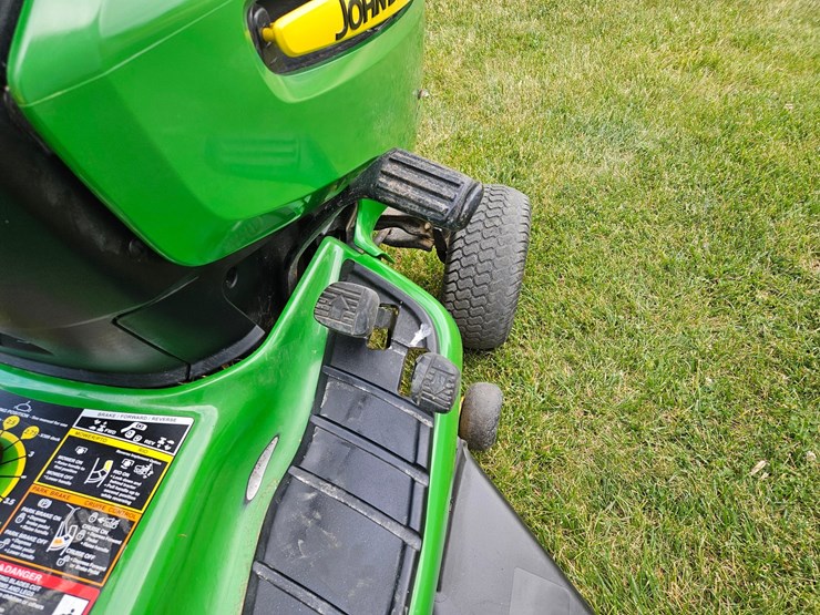 john-deere-x300-image-22