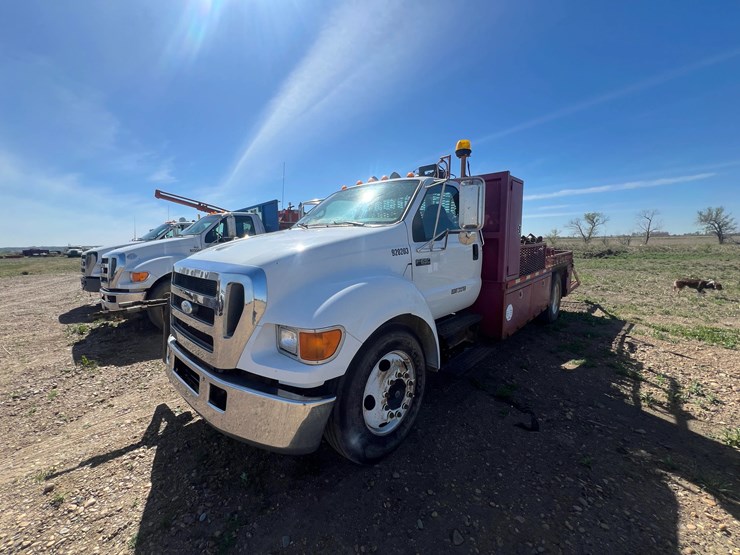 2007-ford-f650-image-2