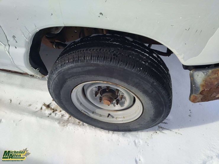 non-operable-2006-ford-e-250-cargo-van-image-13