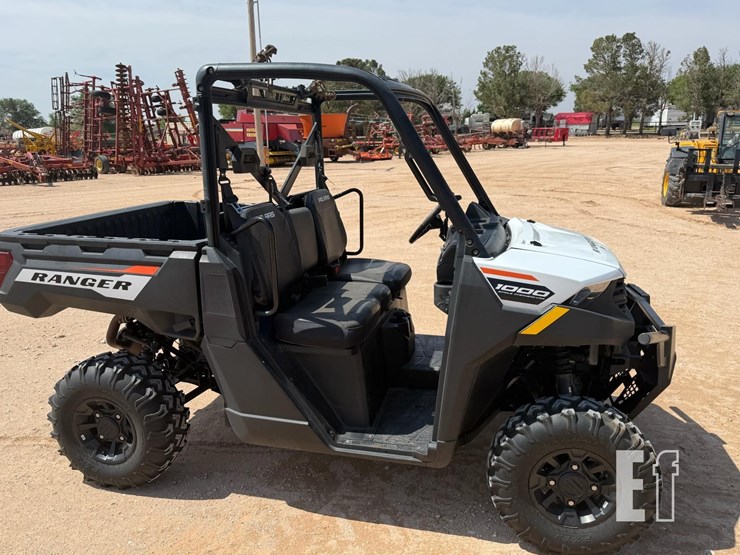2023-polaris-ranger-image-2