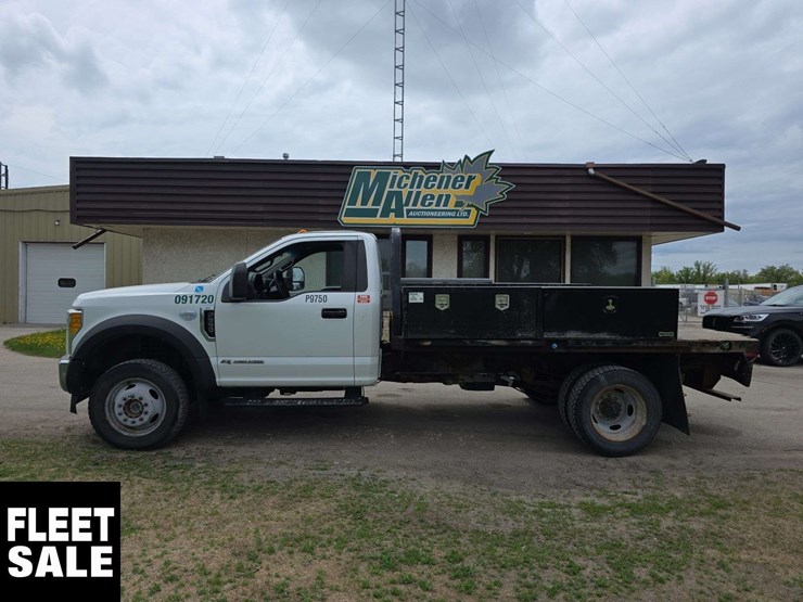 2017-ford-f550-image-6