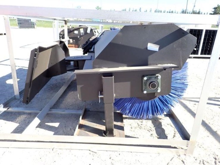 unused-greatbear-72-in.-angle-skid-steer-broom-image-8