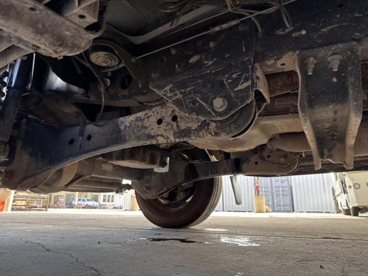 2012-ford-f550-image-25