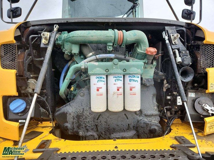 2014-volvo-a30g-image-16