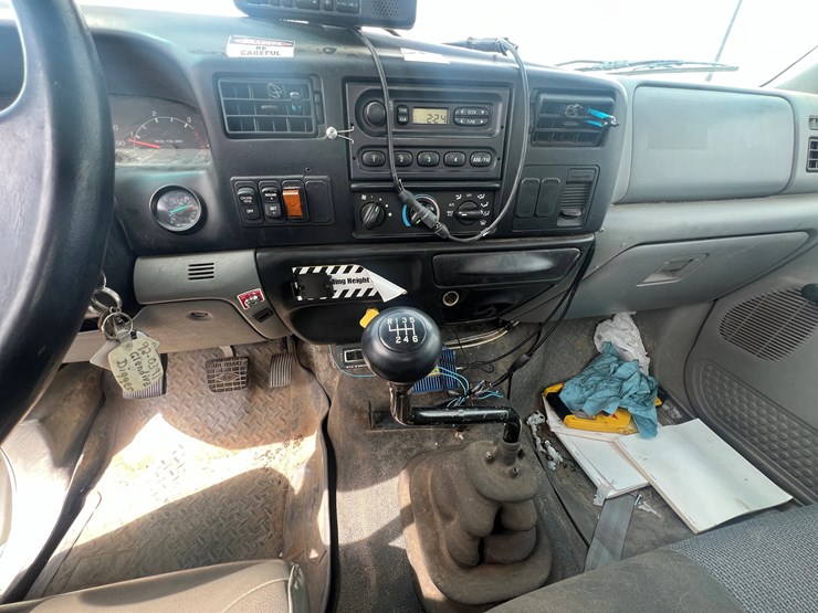 2004-ford-f750-image-14