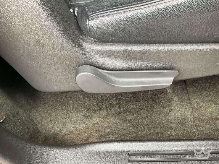 2016-gmc-yukon-xl-image-25