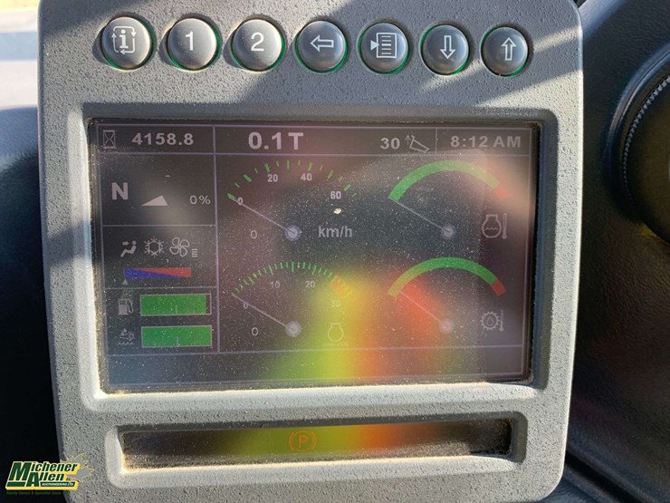 2019-deere-310e-image-14