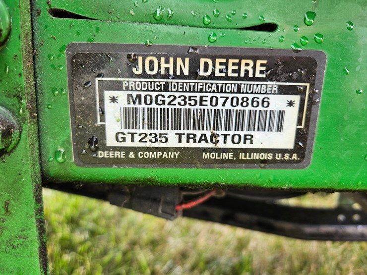 john-deere-gt235-image-26