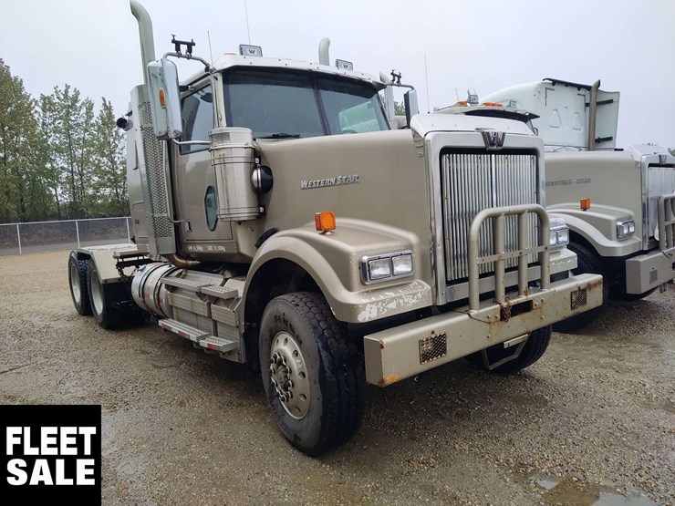 2015-western-star-4900-image-5