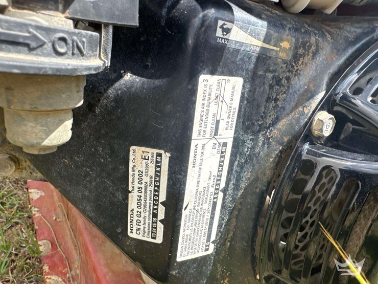 2016-ditch-witch-fm13v-image-6