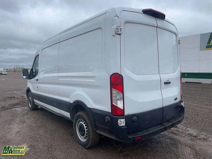 2020-ford-transit-image-3