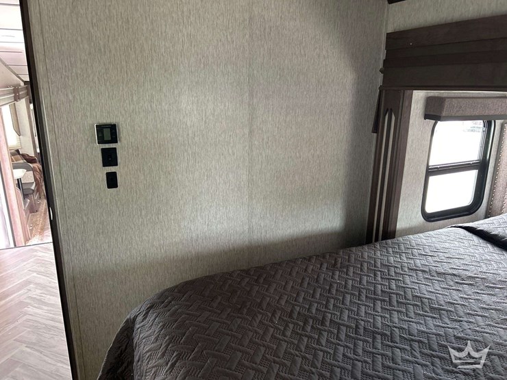 5th-wheel-camper-image-28
