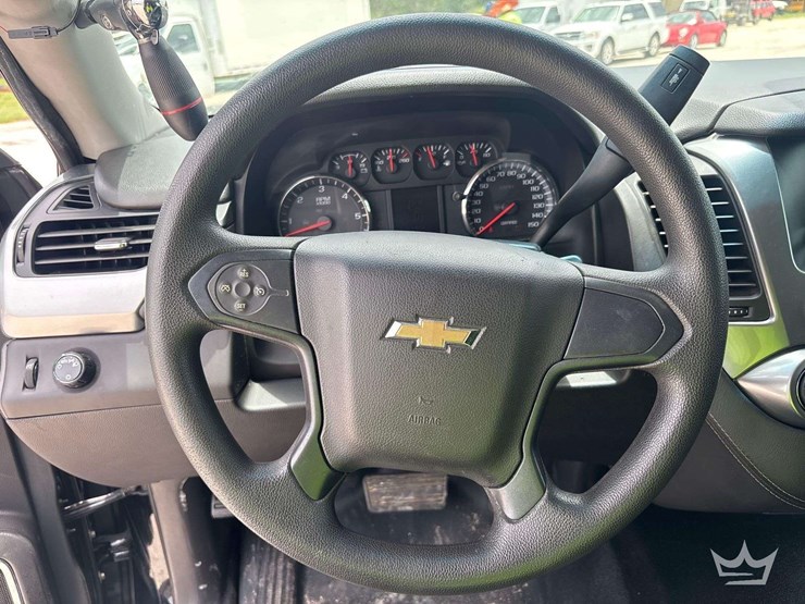 2016-chevrolet-tahoe-image-11