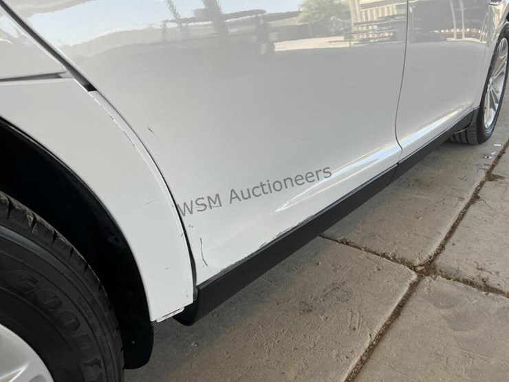 2017-ford-taurus-se-sdn-image-9