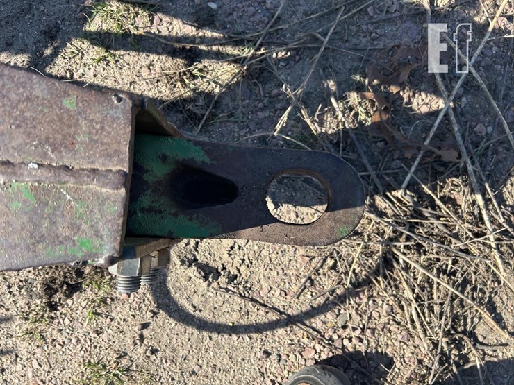 john-deere-4110-image-9