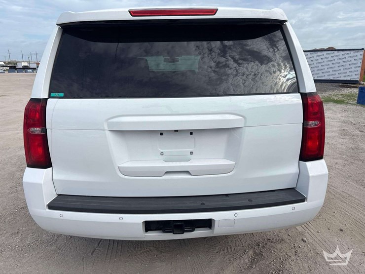 2019-chevrolet-tahoe-image-21