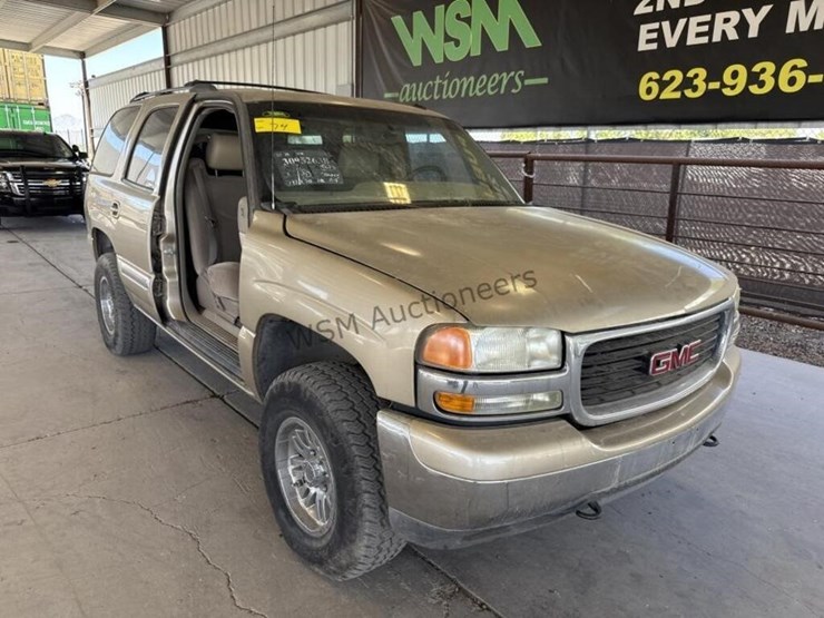 2005-gmc-yukon-image-2