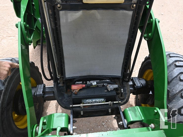 2007-john-deere-4720-image-3