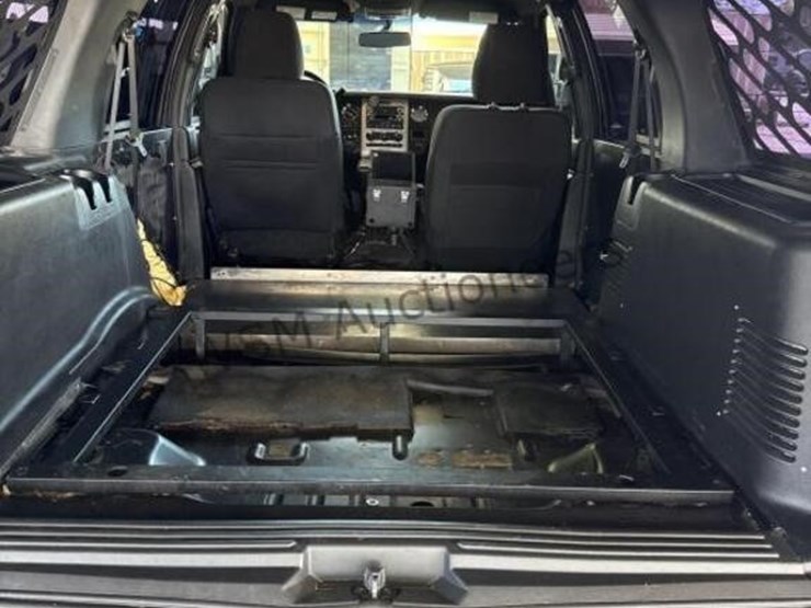 2016-ford-expedition-image-11