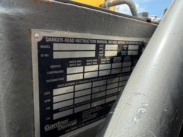 2020-kenworth-t800-image-18