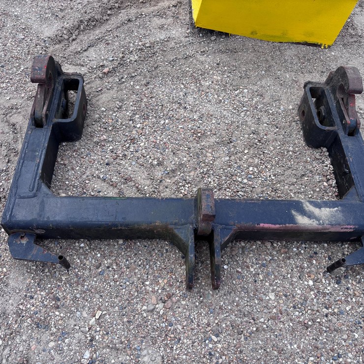 #39014 • CAT 3 QUICK HITCH