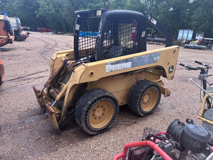 #28335-•-john-deere-317d-wheel-loader-|-for-parts/repairs-image-1