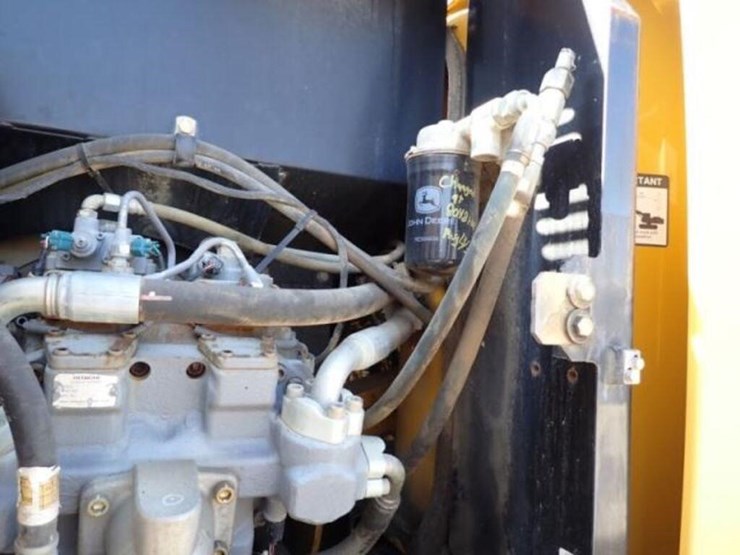 2009-deere-270d-lc-image-61