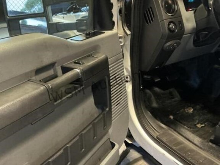 2015-ford-f450-image-23