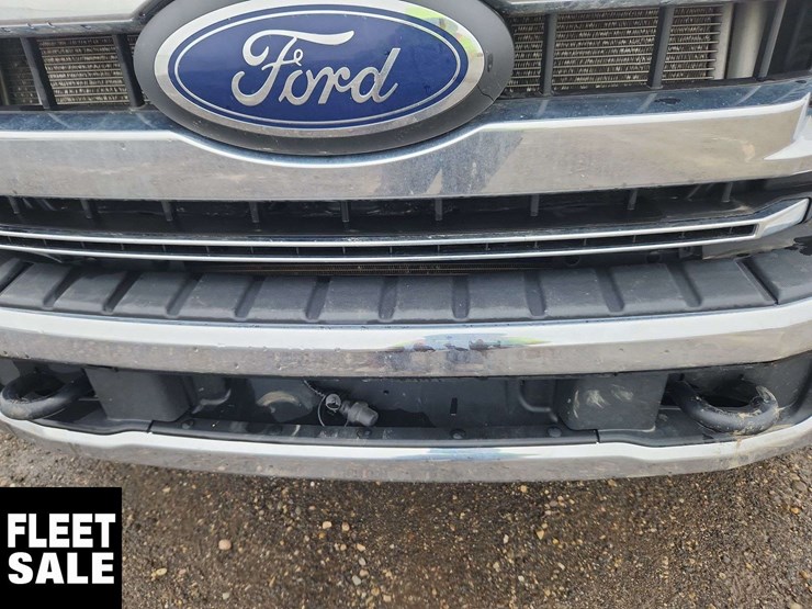 2021-ford-f550-image-41