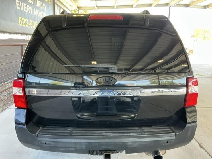 2017-ford-expedition-image-6