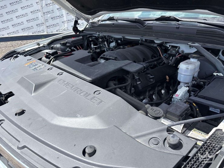 2019-chevrolet-tahoe-image-15