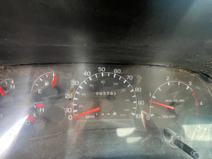2004-ford-f750-image-13