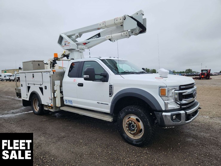 2021-ford-f550-image-2
