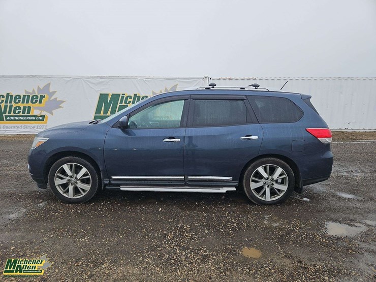 2015-nissan-pathfinder-image-6