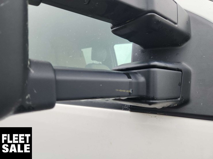 2021-ford-f550-image-39