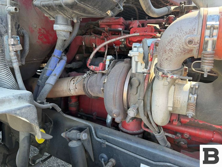 2015-kenworth-t880-image-56