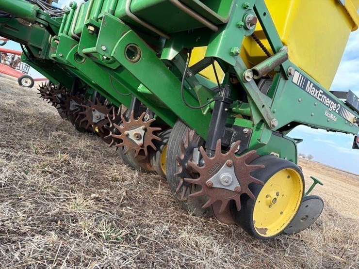 1994-john-deere-7200-image-16