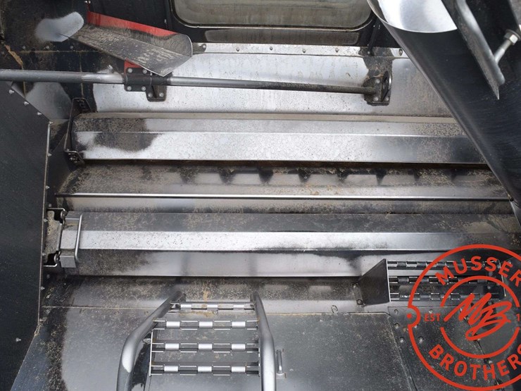 2005-case-ih-8010-image-55