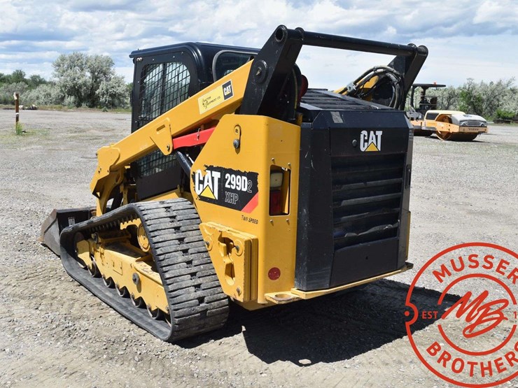 2018-caterpillar-d2-image-8