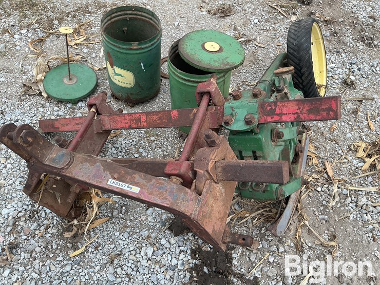 john-deere-71-image-9
