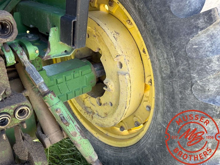 john-deere-4440-image-9