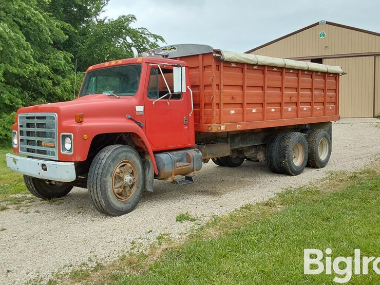 1987-international-s1900-image-1