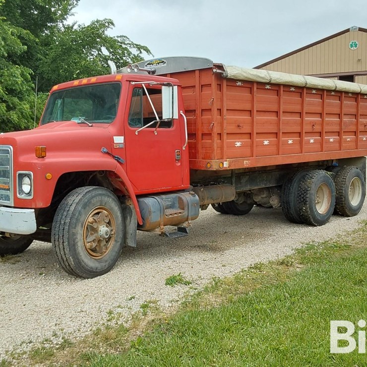 1987 INTERNATIONAL S1900
