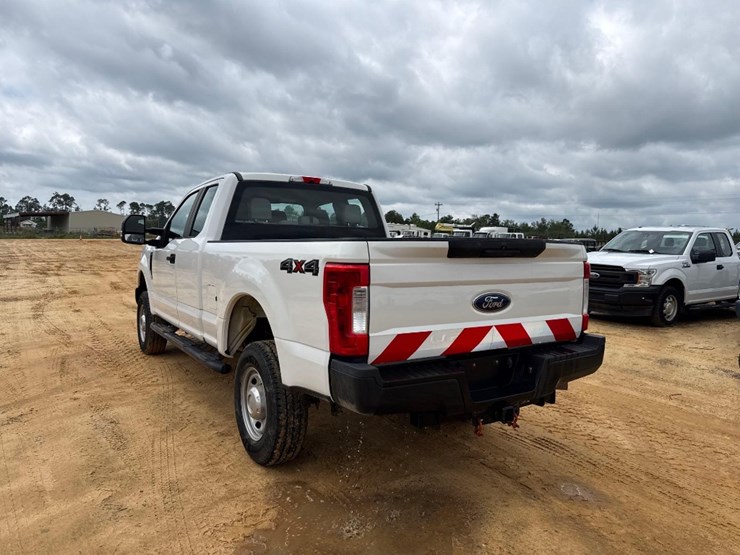 2018-ford-f250-image-3