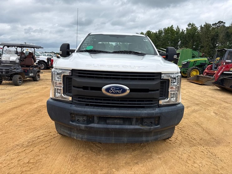2018-ford-f250-image-10