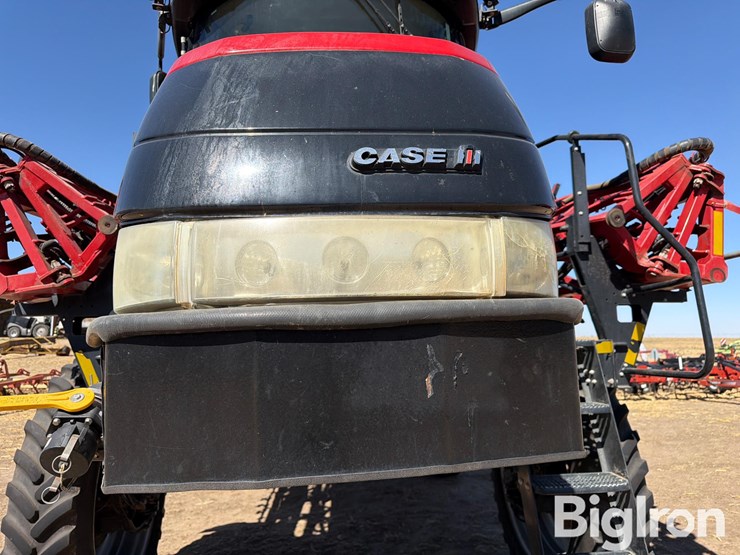 2017-case-ih-patriot-4440-image-12
