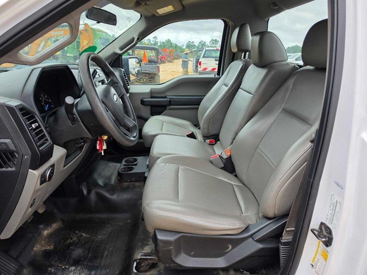 2017-ford-f150-image-9