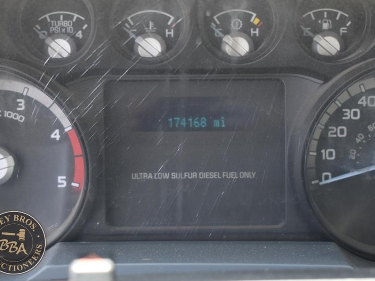 2012-ford-f450-image-30