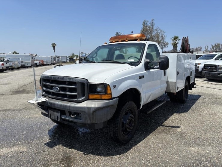 2001-ford-f450-image-1
